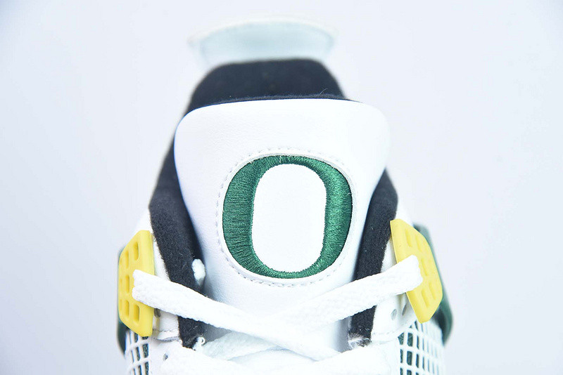 Air jordan 4 Retro "Oregon Ducks Pit Crew