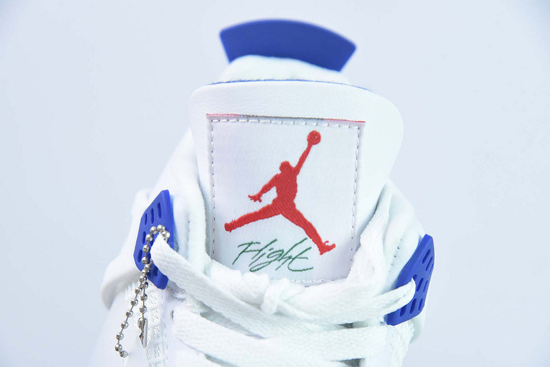 NIKE SB X AIR JORDAN 4 RETRO