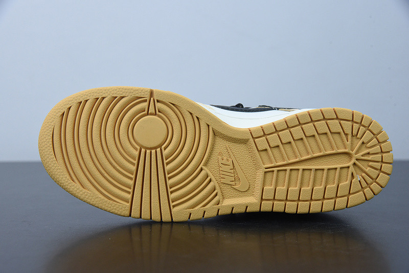 NIKE DUNK LOW SE "FREE .99“