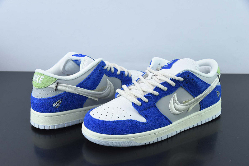 Nike FLY STREETWEAR X DUNK LOW PRO SB DQ5130-400
