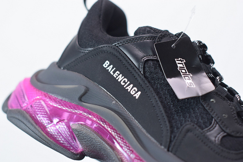 BC TRIPLE S TRAINER 541624 W09OA 0829