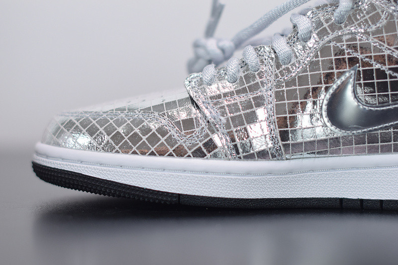 AIR JORDAN 1 MID “DISCO BALL" CU9304-001
