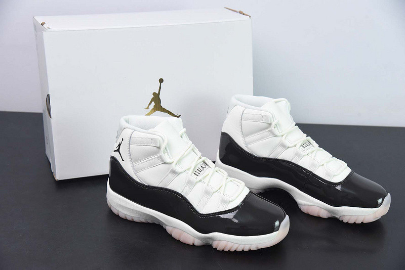 Air Jordan 11 WMNS "Neapolitan" AR0715-101