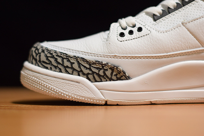 AIR JORDAN 3 RETRO "SEOUL" AV8370-100