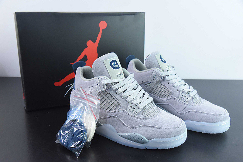 Air Jordan 4 Retro 