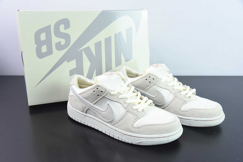 Nike SB Dunk Low Valentine