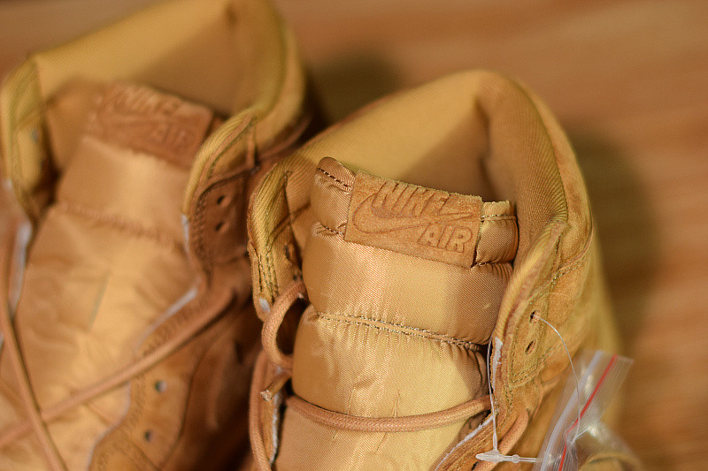 AIR JORDAN 1 RETRO HIGH OG “WHEAT” 555088-710