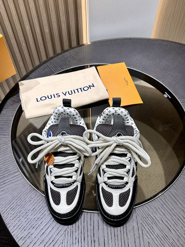 LVT SNEAKERS