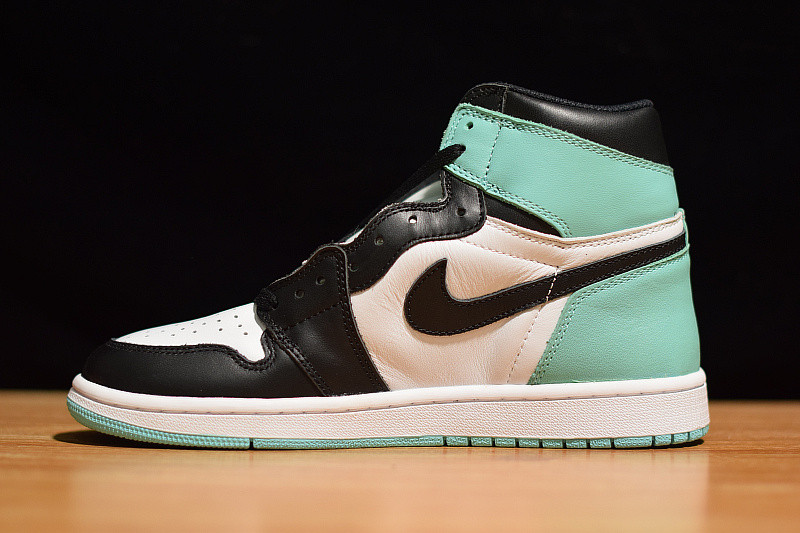 AIR JORDAN 1 RETRO HIGH OG NRG "IGLOO" 8614285-100