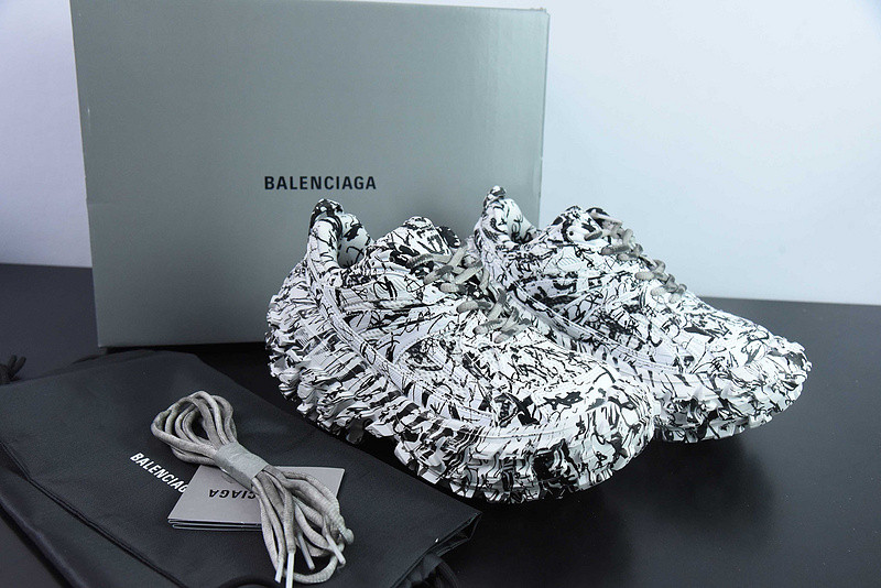 BC DEFENDER RUBBER PLATFORM SNEAKERS