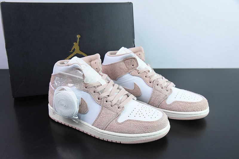 Air Jordan 1 Mid SE Legend Pink FN7432-161