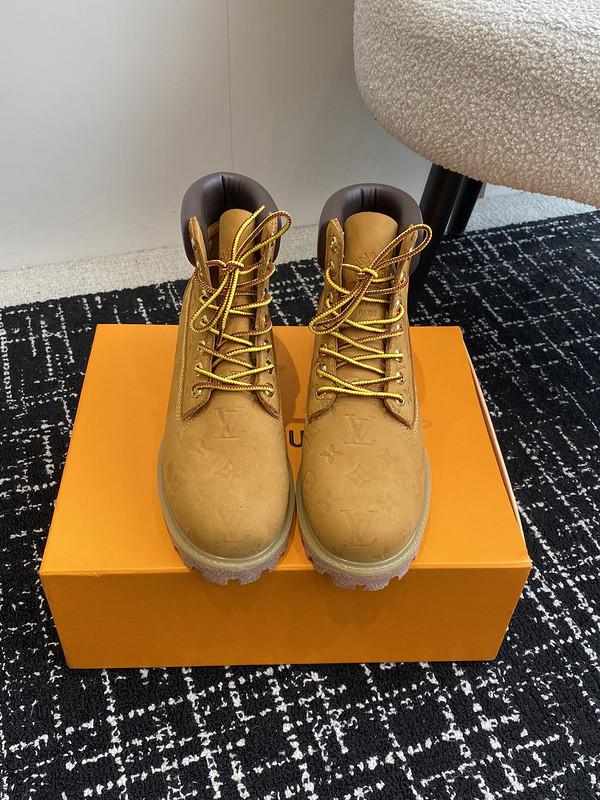 LVT BOOTS