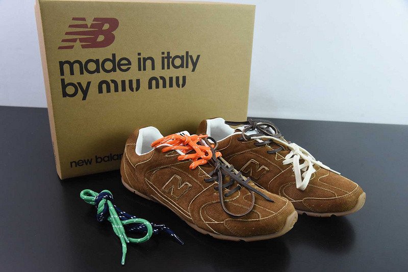 NEW BALANCE X MIUMIU SNEAKER