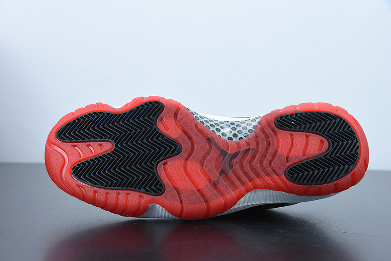 AIR JORDAN 11 RETRO LOW BG 