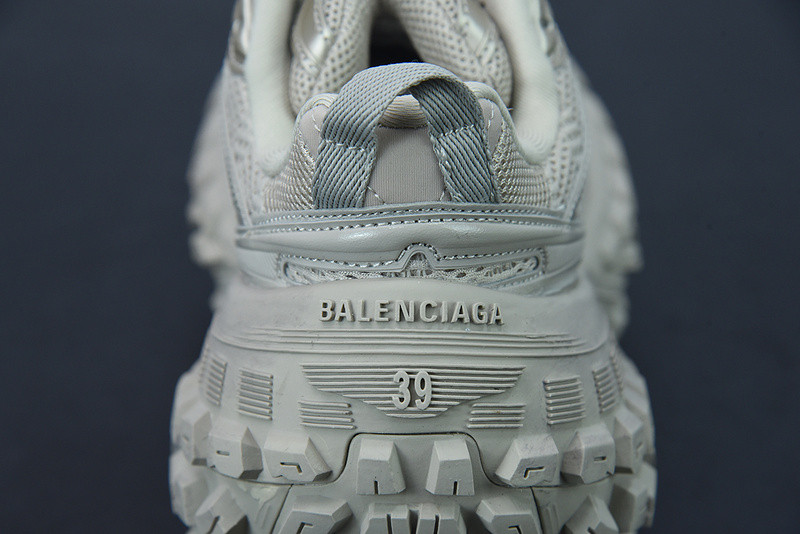 BC DEFENDER RUBBER PLATFORM SNEAKERS