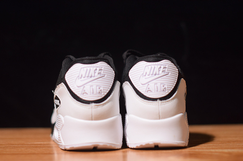 NIKE AIR MAX 90 OREO 537384-082