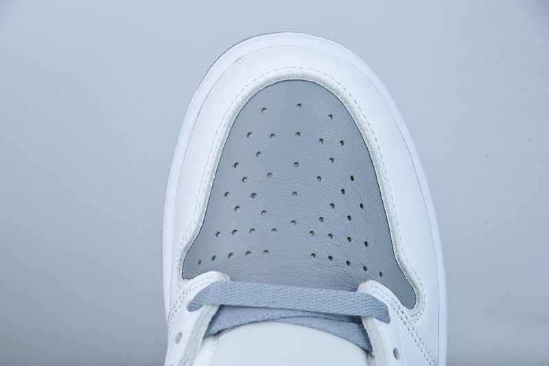 AIR JORDAN 1 HIGH OG “STEALTH