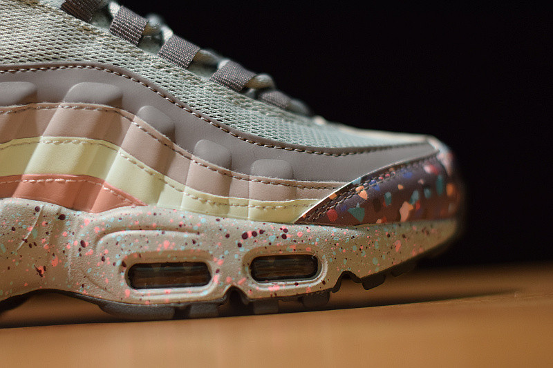 NIKE AIR MAX 95 SE