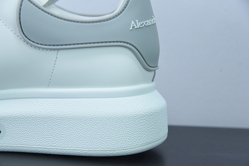 AlexER McEEN SNEAKERS