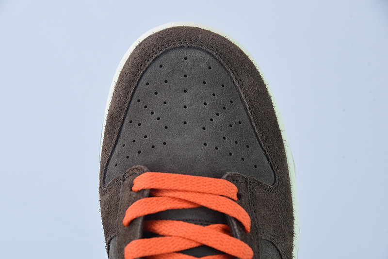 Nike Dunk Low “Baroque Brown” DQ8801-200