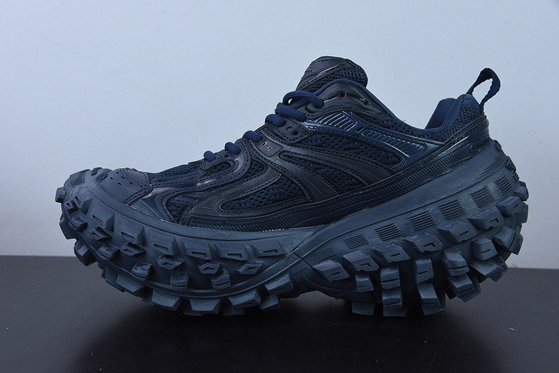 BC DEFENDER RUBBER PLATFORM SNEAKERS