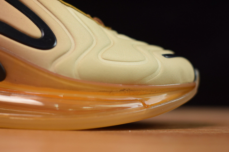 NIKE AIR MAX 720 RETRO