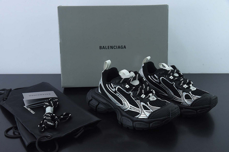 BC 3XL SNEAKER