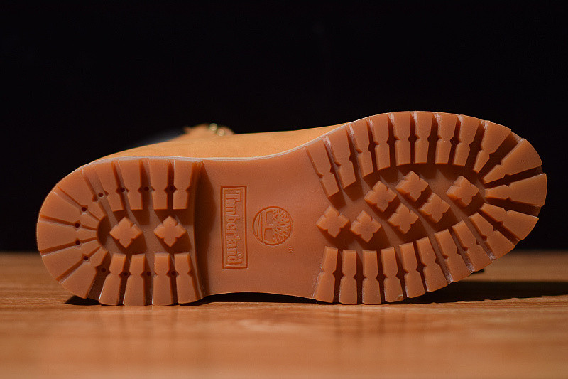 TIMBERLAND X BAPE 2018 A1R7Y