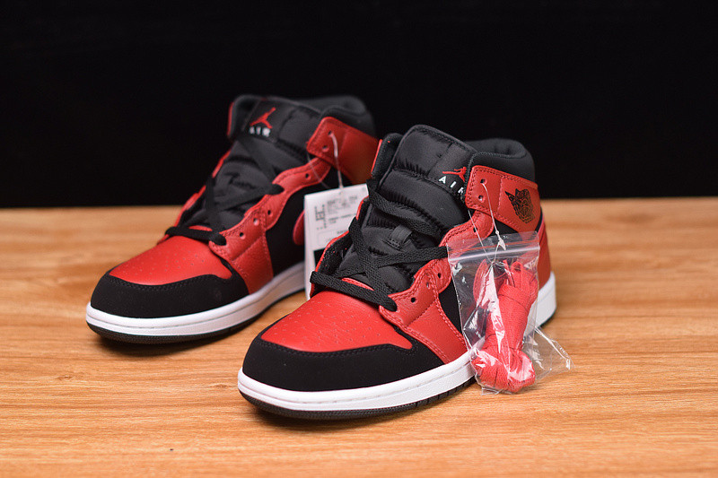 AIR JORDAN 1 MID "REVERSE BRED" 554724-054