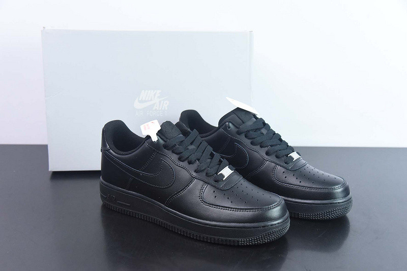 Nike Air Force 1 Low