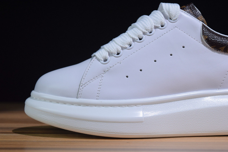 AlexER McEEN &LV SOLE SNEAKERS 3057