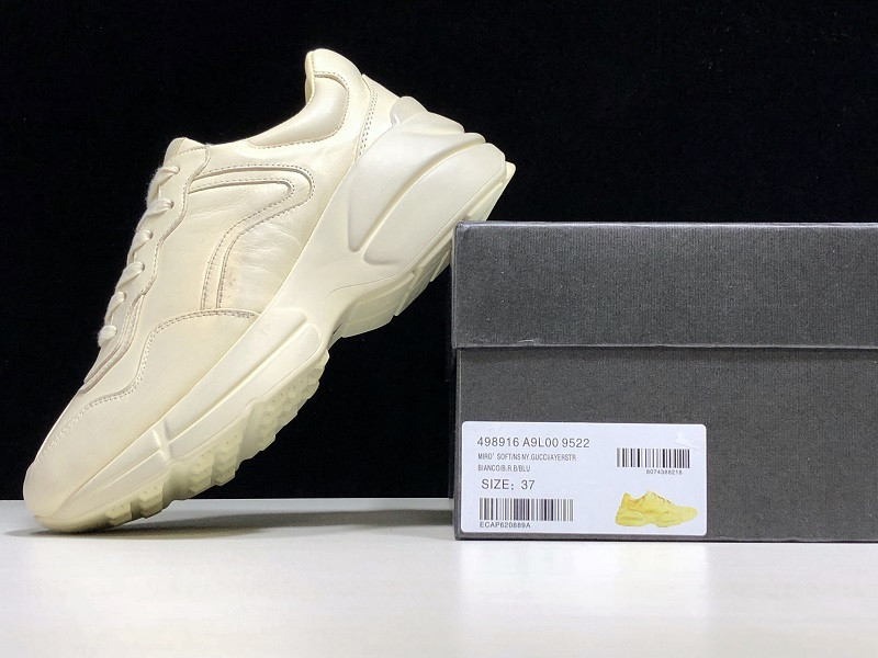 GUC RHYTON VINTAGE TRAINER SNEAKER 498916 A9L00 9523