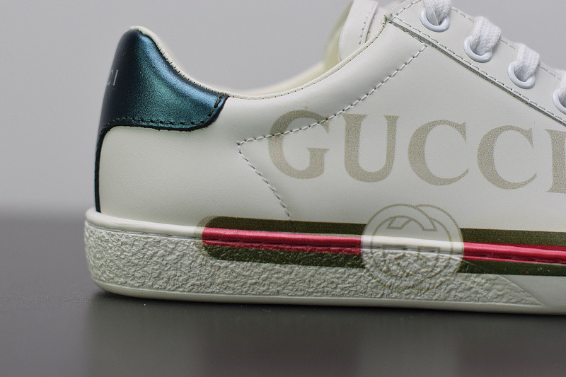 G*u*i ace embroidered low-top sneaker