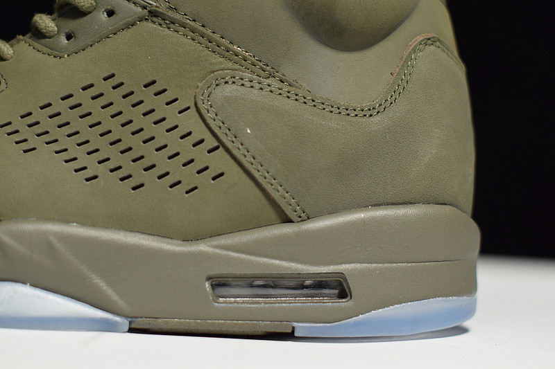 AIR JORDAN 5 RETRO PREM "TAKE FLIGHT" 881432-305