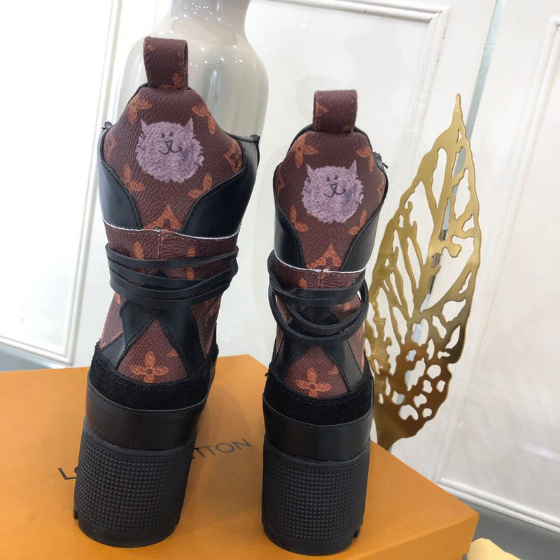 LVT BOOTS