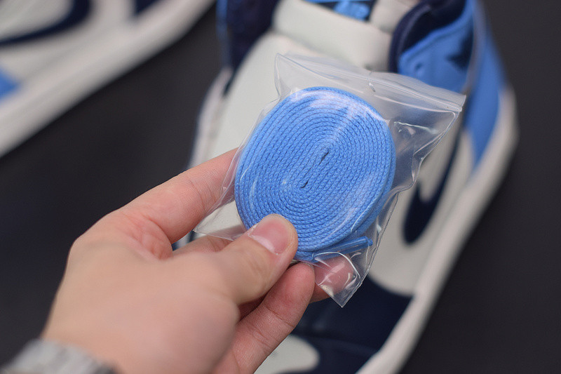 AIR JORDAN 1 RETRO HIGH OG 