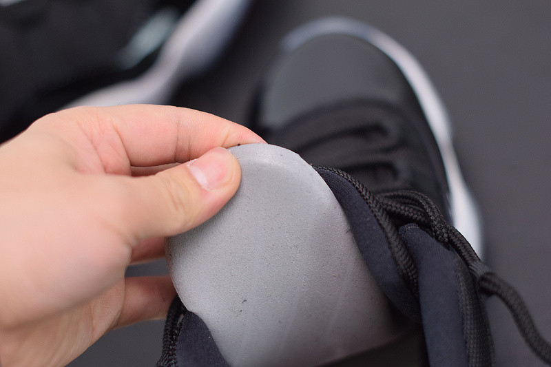 AIR JORDAN 11 RETRO LOW  