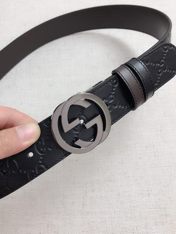G*u*i belt