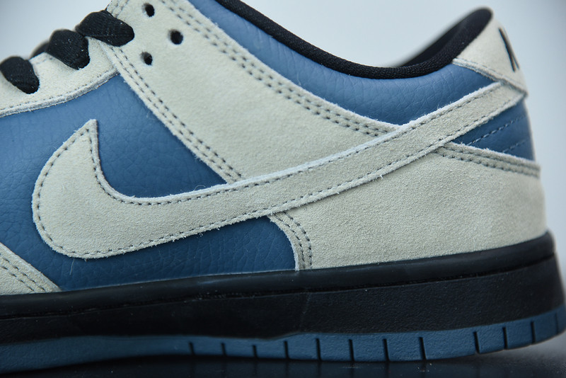 NIKE SB DUNK LOW LIGHT CREAM THUNDERSTORM BQ6817-200