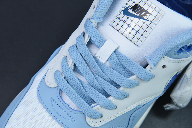 NIKE AIR MAX 1 PREMIUM