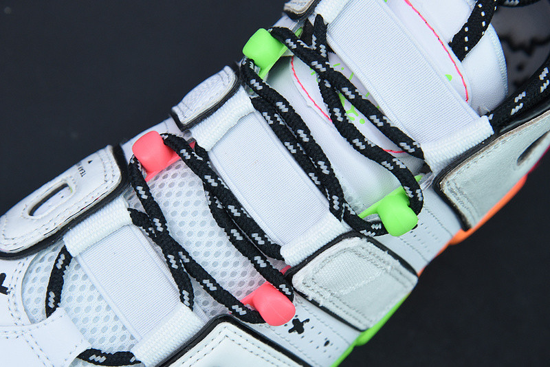 NIKE AIR MORE UPTEMPO 96 