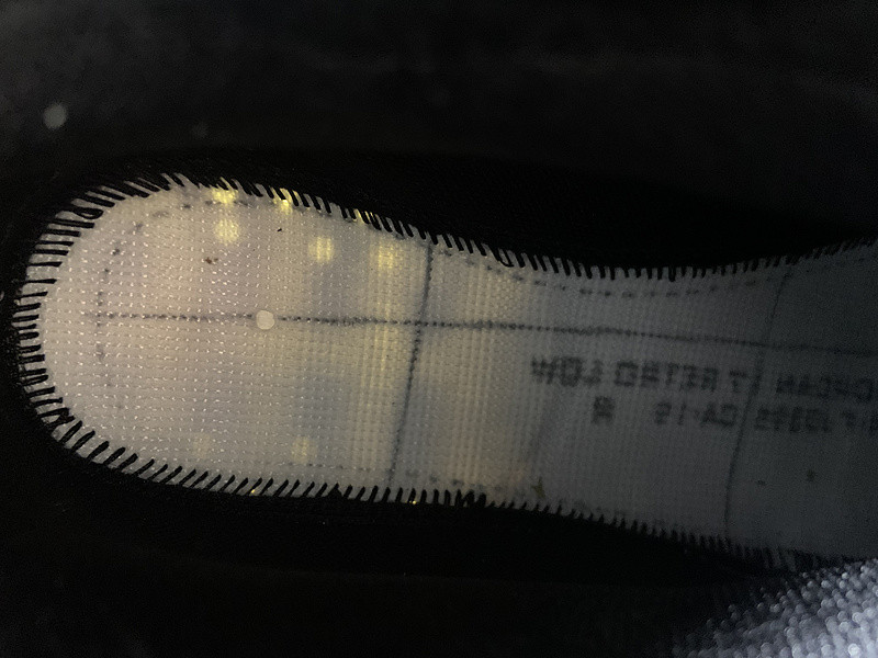 AIR JORDAN 17 LOW “LIGHTNING” FJ0395-100