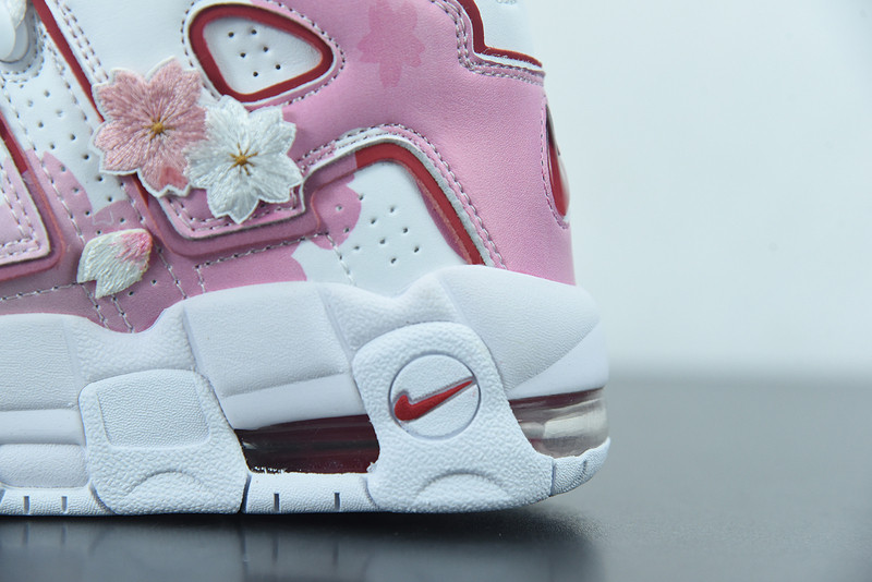 NIKE AIR MORE UPTEMPO 96 GS"WHITE/CHERRY BLOSSOMS