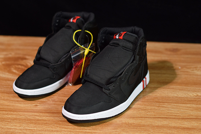 AIR JORDAN 1 RETRO HIGH PARIS SAINT GERMAIN AR3254-001