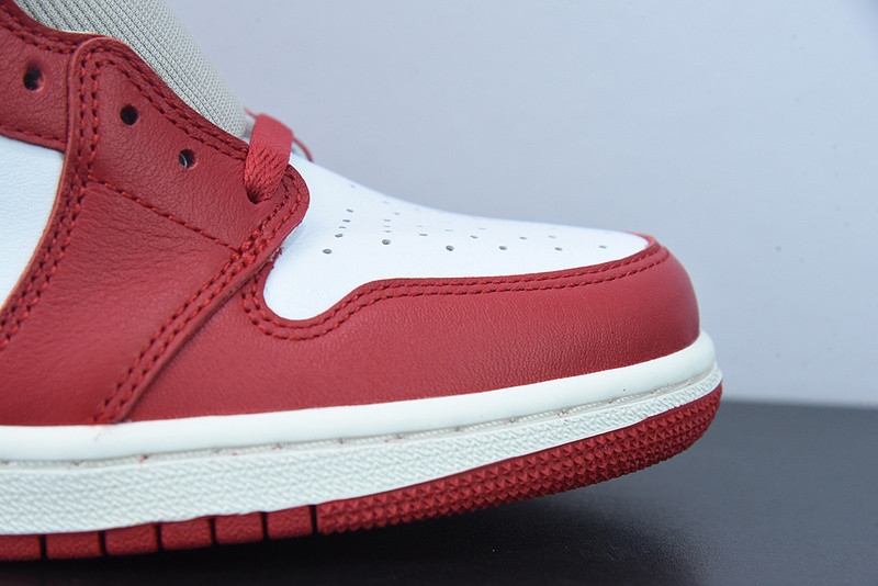 AIR JORDAN 1 HIGH OG “NEWSTALGIA” DJ4891-061