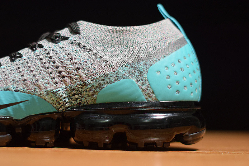 NIKE AIR VAPORMAX FLYKNIT 2
