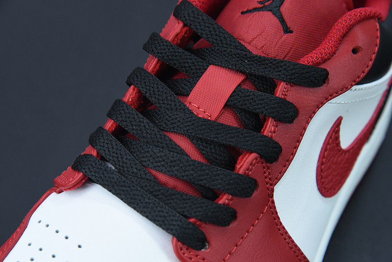 AIR JORDAN 1 LOW BULLS 553558-163