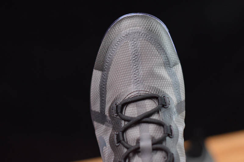 NIKE AIR VAPORMAX 2019 THROWBACK FUTURE AR6631-001