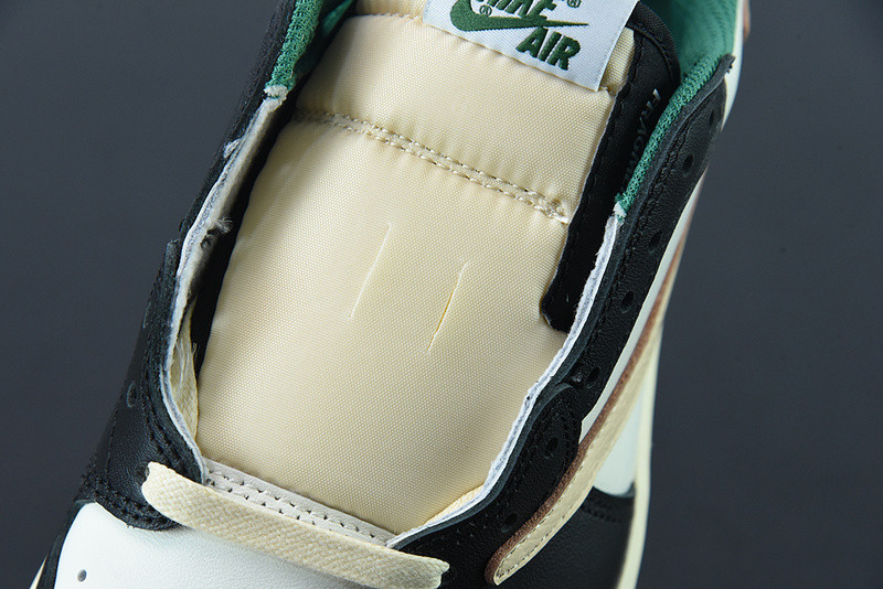 AIR JORDAN 1 LOW X FRAGENT X TRAVIS SCOTT