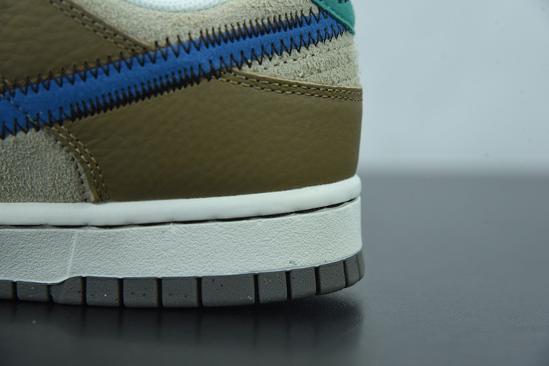 SIZE? X NIKE SB DUNK LOW DO6712-200